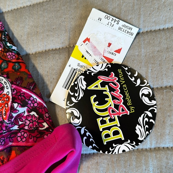 NEW, BECCA Fuchsia paisley Bikini Top, size medium - Picture 2 of 8